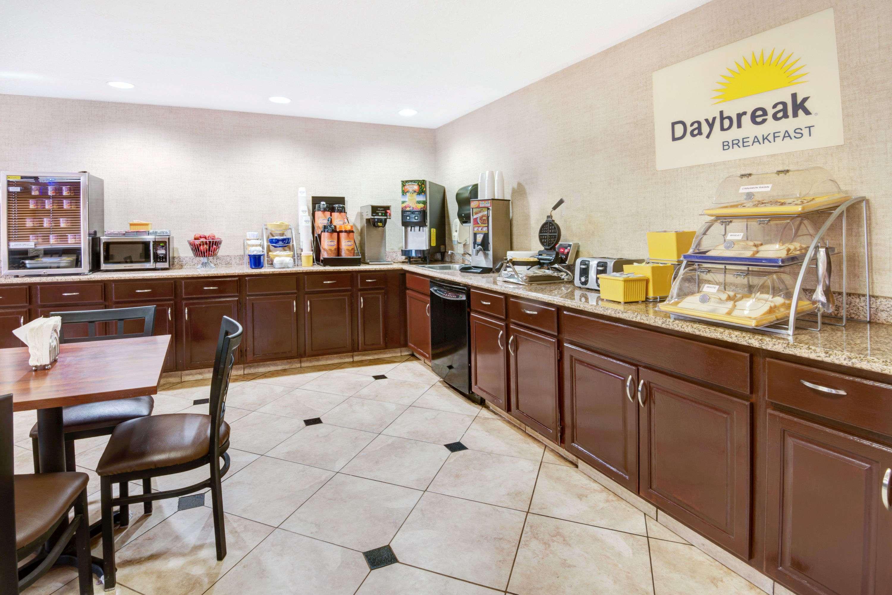 Days Inn By Wyndham Albuquerque West Eksteriør billede
