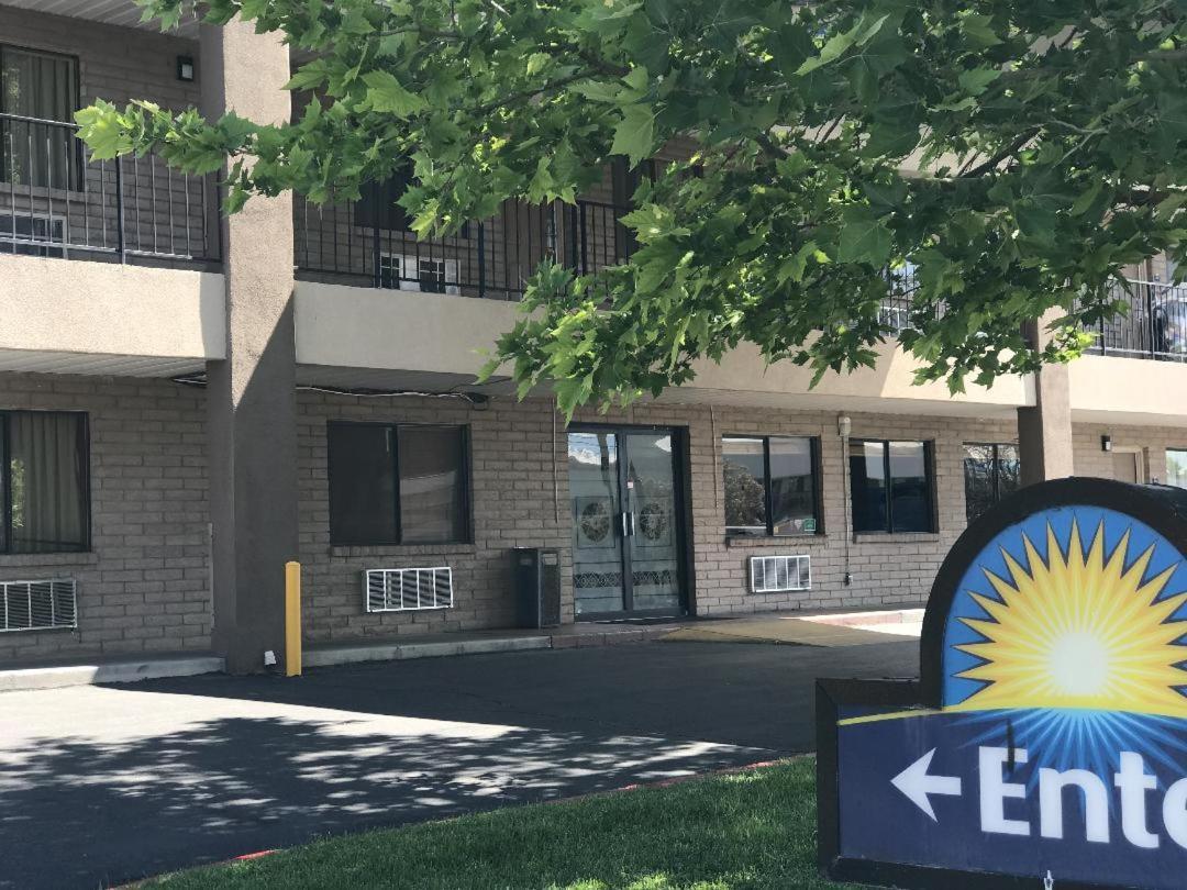 Days Inn By Wyndham Albuquerque West Eksteriør billede